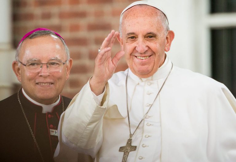 El Papa se apresura en aceptar la renuncia de Chaput para encomendar la archidiócesis de