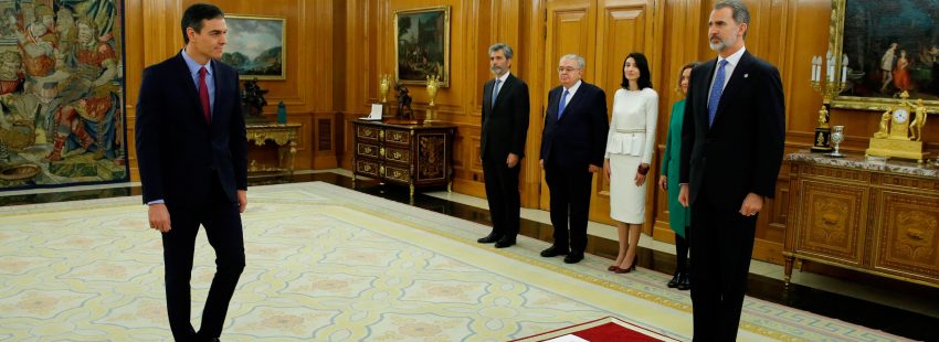 Pedro Sánchez, promete ante el Rey su cargo