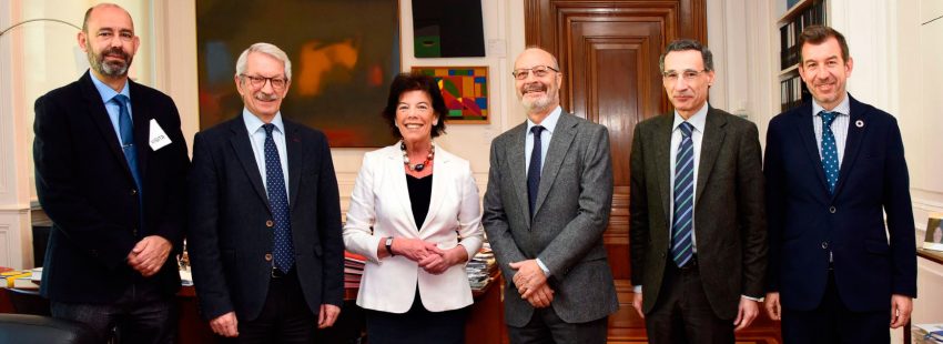 Escuelas Católicas se reúne con la ministra de Educación, Isabel Celaá