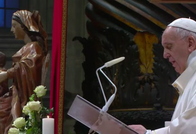 Francisco a los consagrados: “Quien tiene la mirada en Jesús aprende a vivir para servir”