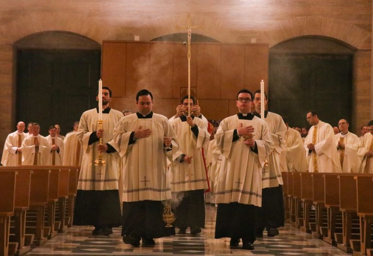 Los Legionarios de Cristo rechazan acusaciones de encubrimiento de abusos contra su nuevo superior