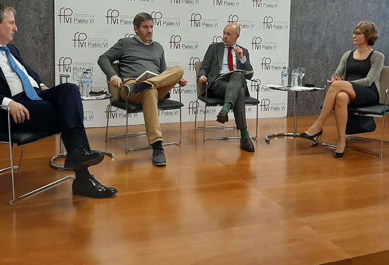 Isabel García Tejerina, ex ministra de Agricultura, en la Fundación Pablo VI
