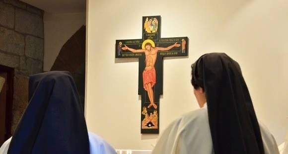 El decálogo de recomendaciones de las monjas de Armenteira, desde la clausura, para vivir el “yo