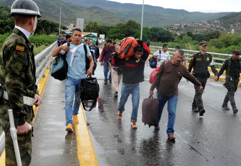 El Servicio Jesuita a Refugiados solicita a Colombia coordinarse con Venezuela ante el cierre de la