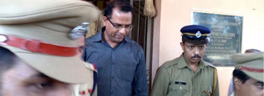 El Vaticano expulsa del sacerdocio al cura de la India en prisión por violar a una menor