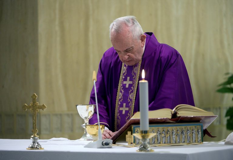 El Papa ‘decreta’ hoy “el domingo del llanto” por el coronavirus: “Señor, que llore con