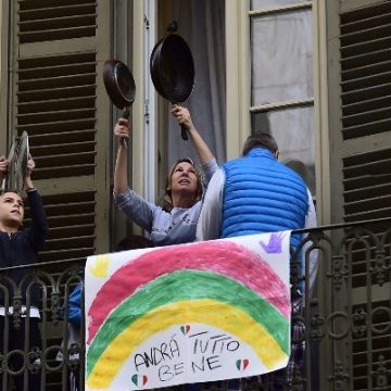 Diario del coronavirus 2: un pueblo encuentra su canto