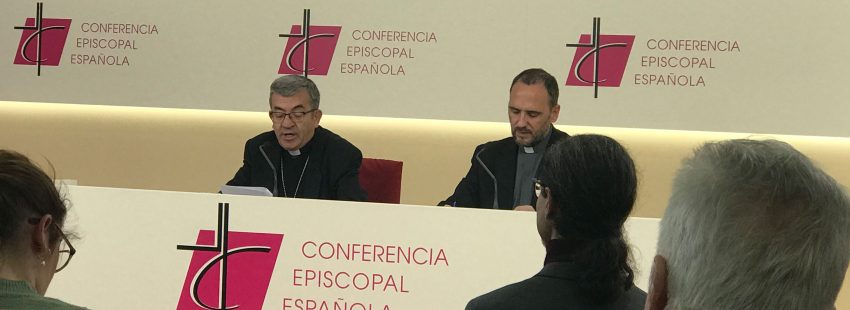 Luis Argüello, secretario general de la Conferencia Episcopal Española, en rueda de prensa