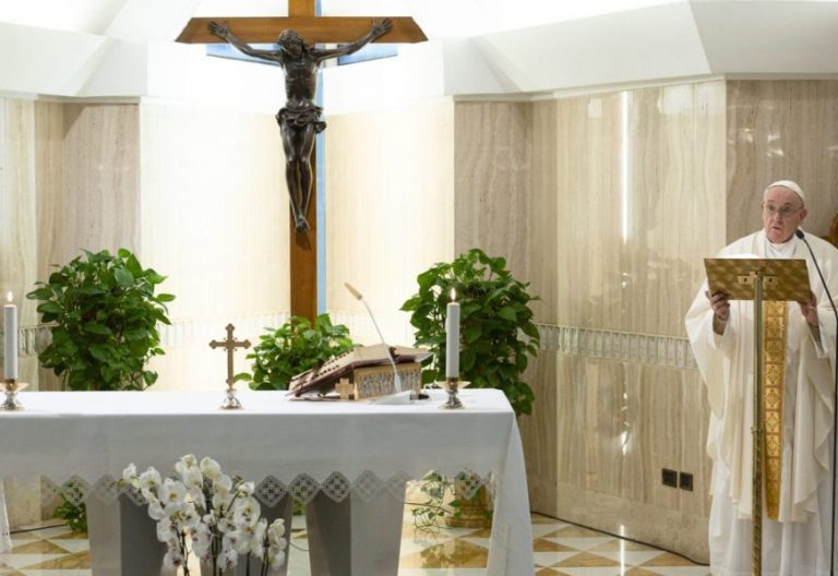 El Papa, preocupado por las personas con discapacidad y sus cuidadores ante la crisis del