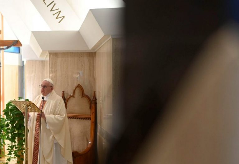 El Papa pide “prudencia y obediencia” a los ciudadanos ante la desescalada del coronavirus