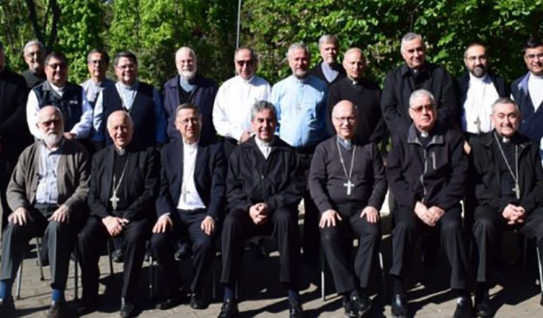 “Es imperativo ético mirar más al bien común”, afirman los obispos chilenos al final de su