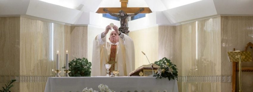 El papa Francisco desvela tres amenazas que dividen a la Iglesia: el dinero, la vanidad y las