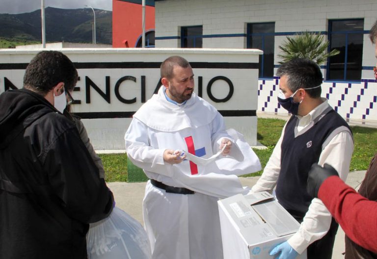 coronavirus-entrega-de-mascarillas-en-prision-botafuegos-algeciras