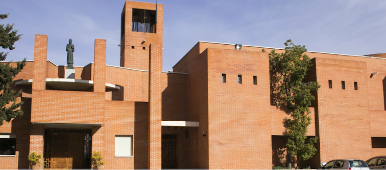 La reconversión ante el coronavirus de los Cooperadores de Cristo Rey: de casa de ejercicios a