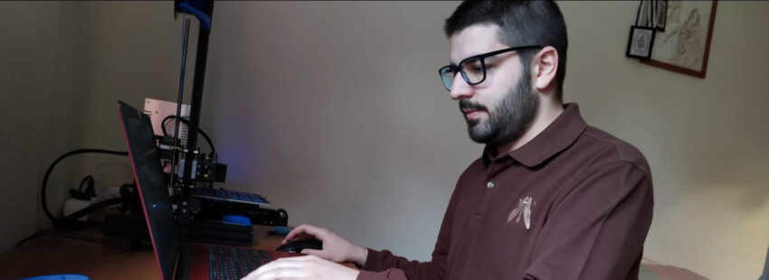 Daniel Lomas ha creado ‘salvaorejas’