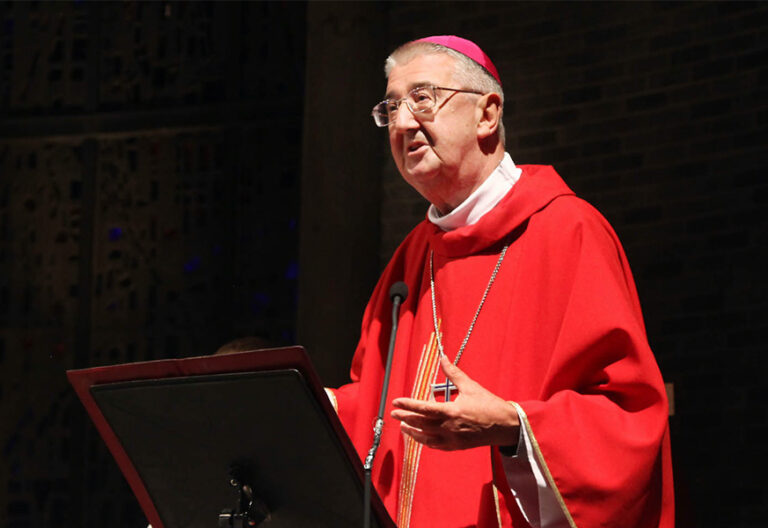 El arzobispado de Dublín reduce un 25% el sueldo de sus sacerdotes debido al coronavirus