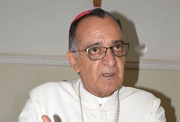 Óscar Vélez Isaza critica las medidas del Gobierno colombiano: “Nos preocupa la persistencia de