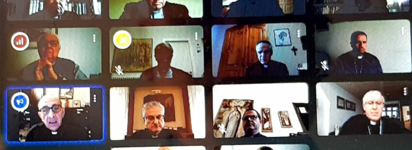 Los obispos catalanes buscan cómo sostener las parroquias ante la crisis generada por el