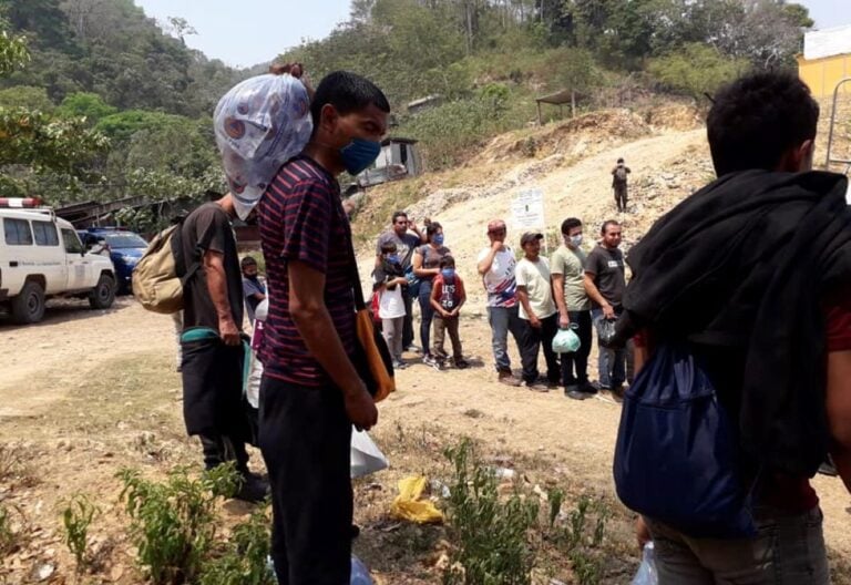 ¿Cómo están viviendo los migrantes la pandemia del coronavirus en México?