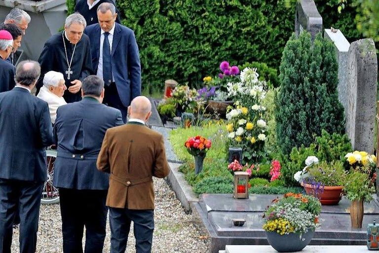 Se acabaron las especulaciones: Benedicto XVI regresa hoy al Vaticano