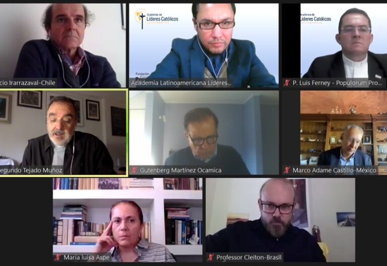 Políticos católicos de América Latina trazan los “caminos de reconstrucción” después del