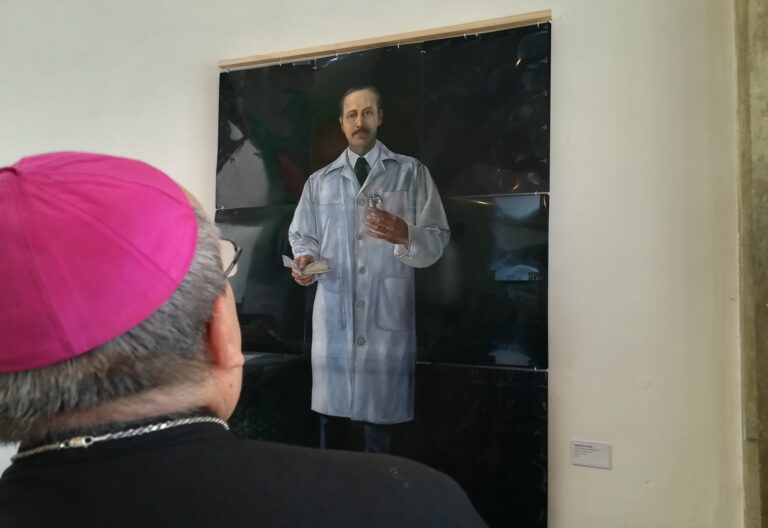 Los obispos de Venezuela se unen al júbilo del pueblo por beatificación de José Gregorio