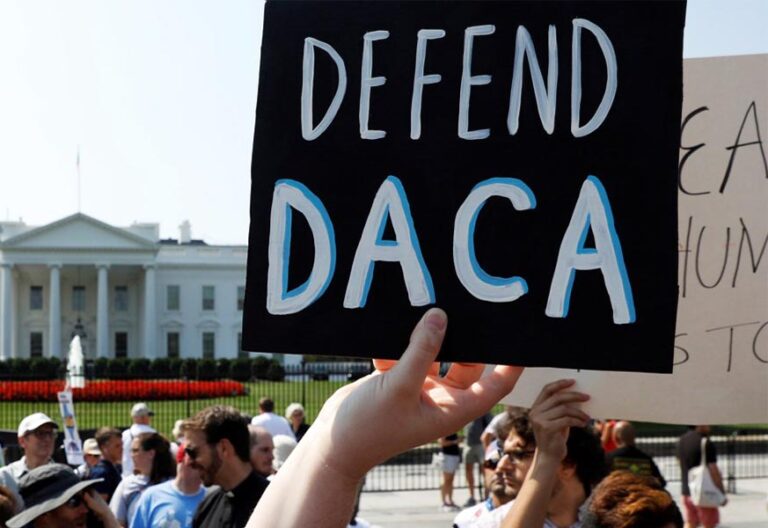 Los obispos de Estados Unidos exigen a Trump que dé marcha atrás en su política migratoria de