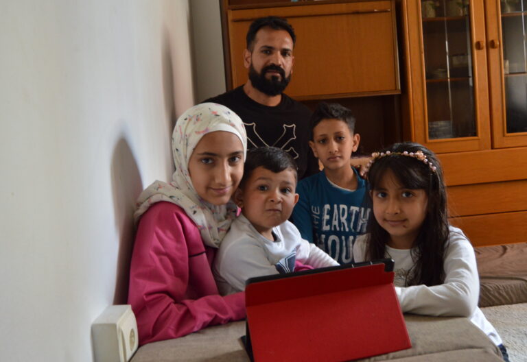 San Juan de Dios lanza una campaña de crowdfunding para que niños refugiados en León tengan