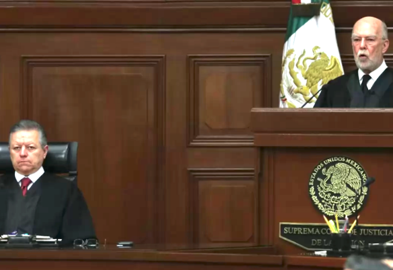 El proyecto para despenalizar el aborto moviliza a católicos contra la Suprema Corte en México