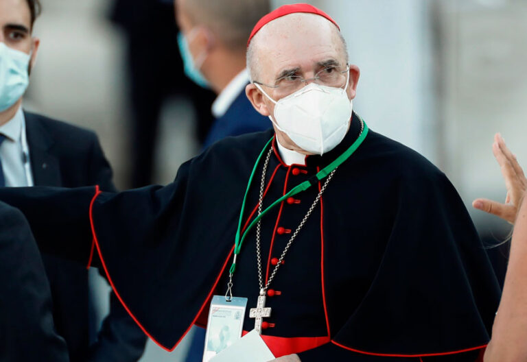 El cardenal arzobispo de Madrid, Carlos Osoro, en el homenaje a las víctimas del coronavirus