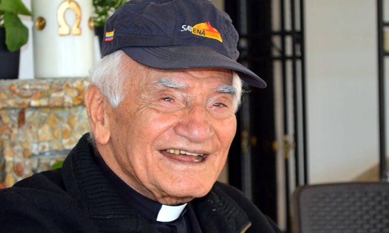 Luto en la Amazonía por la muerte de Antonio Bayter, primer obispo de Inírida