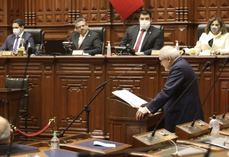 La Iglesia peruana pide promover la unidad nacional ante desencuentro del Congreso y el Consejo de