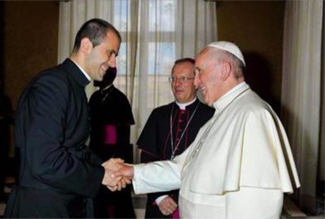 El sacerdote italiano Fabio Salerno, nuevo secretario del papa Francisco