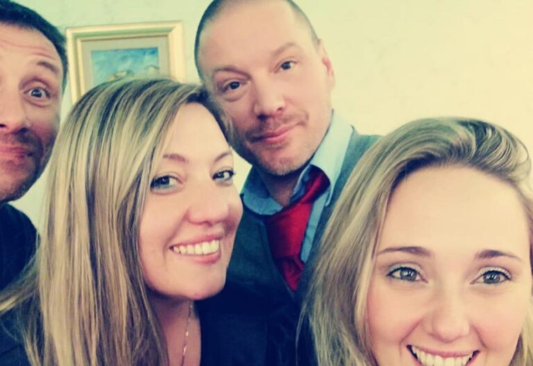 Una familia de enfermeros entregará al papa Francisco este viernes una “caja de lágrimas”