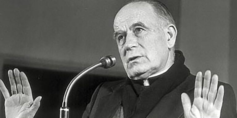 Cardenal Silva Henríquez: “Quiero que en mi país todos vivan con dignidad”