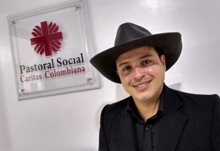 De Transmilenio a su propio grupo de música llanera, la historia de un migrante venezolano en