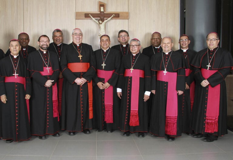 Los obispos de Panamá al cierre de su 213ª Asamblea Plenaria invitan a derrumbar los muros de la