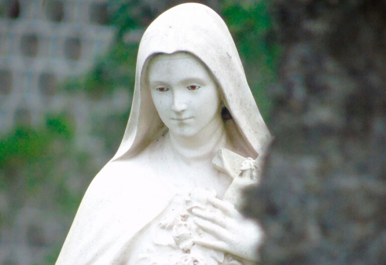 Santa Teresita del Niño Jesús (Lisieux)