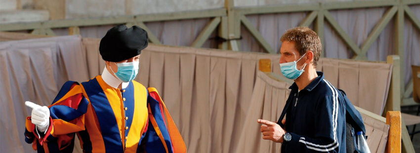 El Vaticano limita su aforo, no su alcance