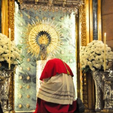 ¿Y si León XIV hiciera escala exprés en Zaragoza para rezar a la Virgen del Pilar?