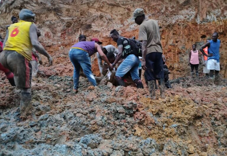 El obispo de Esmeraldas y organizaciones eclesiales rechazan minería ilegal en Ecuador tras la