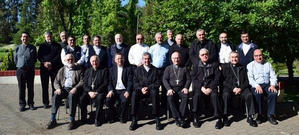 Los obispos chilenos señalan un necesario cuestionamiento ético a comportamientos y actitudes en