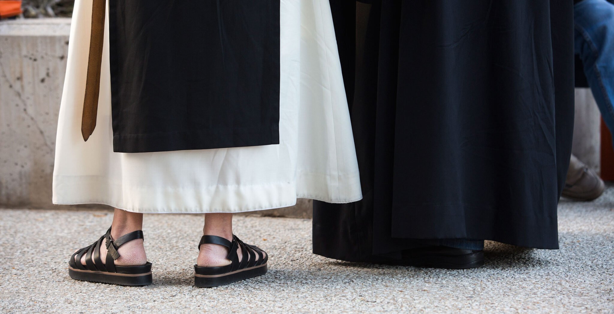 Abandonos Religiosos Scaled