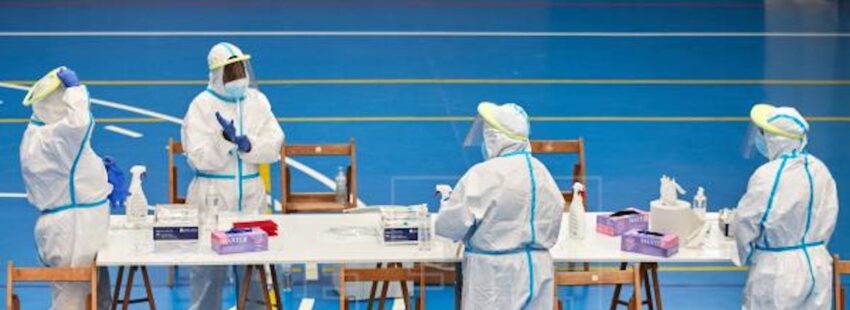 Francisco bendice a la ciudad de Roma con 4.000 pruebas PCR para indigentes