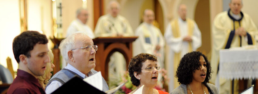 Control de calidad contra el desafine de los himnos litúrgicos en Estados Unidos