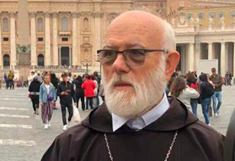 El cardenal Aós, a la Comisión Pontificia para América Latina