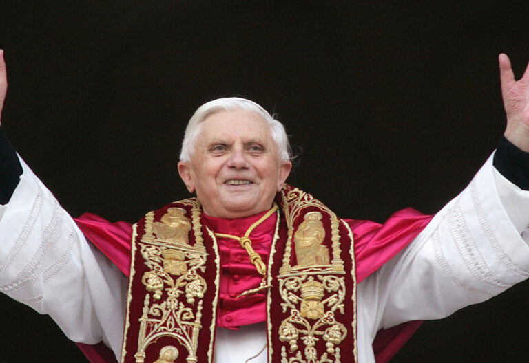 Benedicto XVI: los cinco grandes momentos de su pontificado