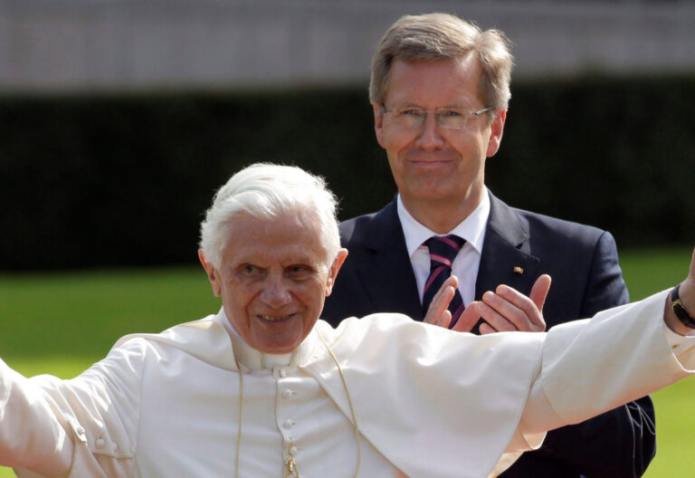 Los obispos de Estados Unidos agradecen el “preciado ministerio del papa Benedicto XVI”