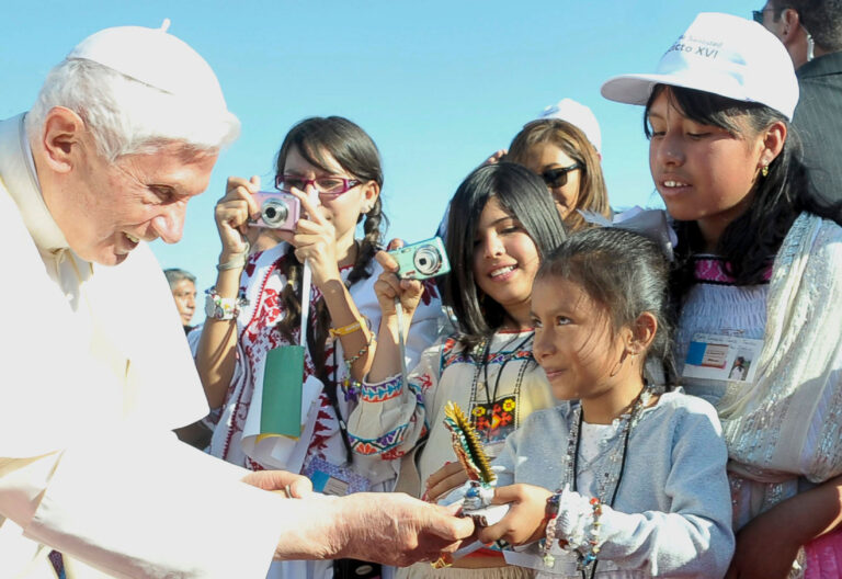 Así fue el viaje de Benedicto XVI a México en 2012