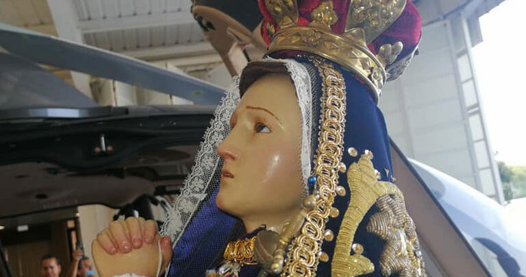 Virgen de los Dolores y el Santísimo Sacramento